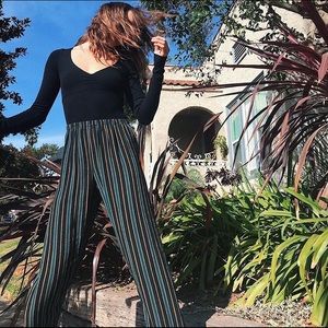 High-rise flowy pant